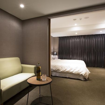 Noble Hotel Taipei Exteriör bild