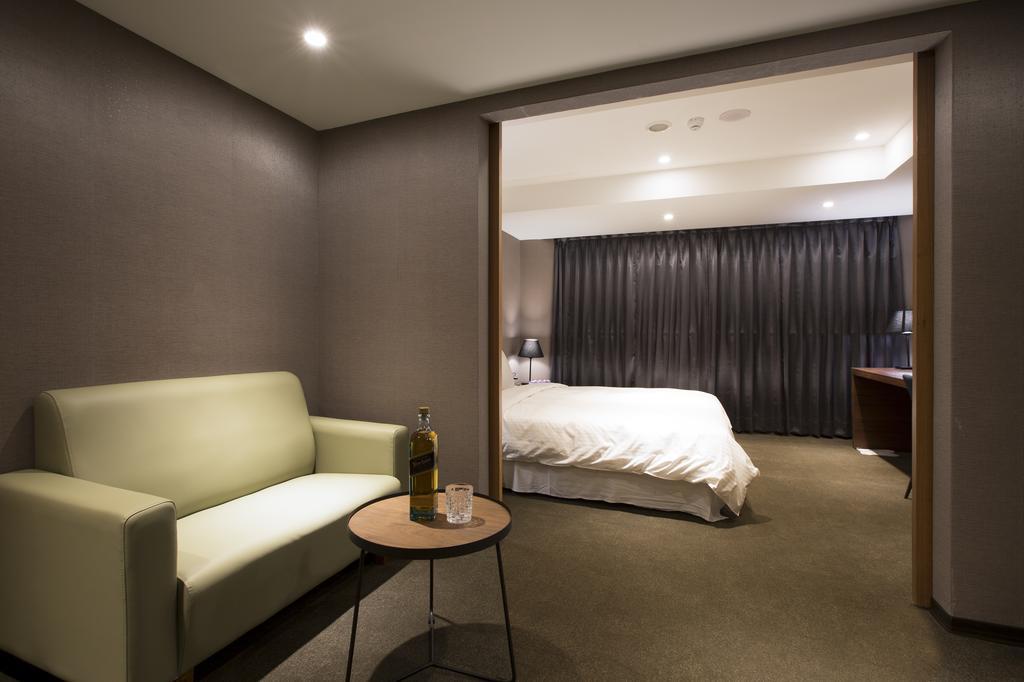 Noble Hotel Taipei Exteriör bild